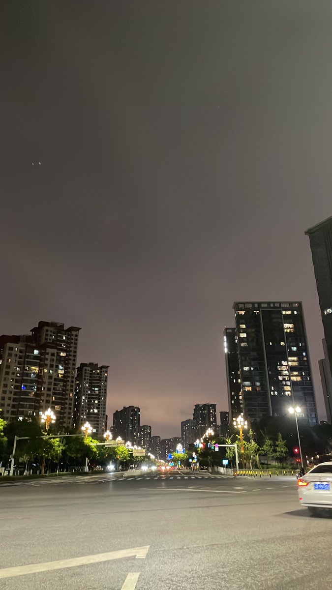 Yunect1's tweet photo. 估计又要下雨了 https://t.co/4CovWNHKLg