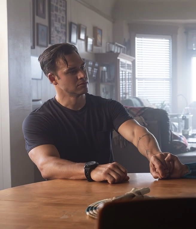bucksleftpec's tweet photo. i need an eddie breakdown scene in s10, its well over due https://t.co/kgV5DPIvmM