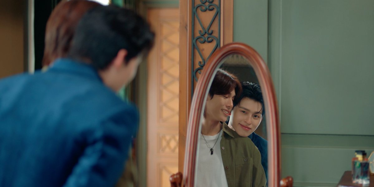 GMMTV's tweet photo. ใครก็ได้ช่วยหน่อย 555555555555555 ไม่ไหวว่ะ ขำจนปอดโยก
#PeachAndMeSeriesEP1
@ppnaravit @phuwintang https://t.co/O6jCwWIW3o