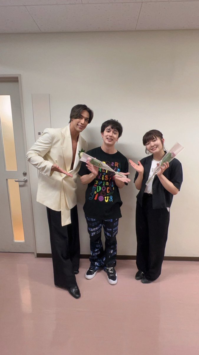 DION_0302's tweet photo. ミュージカルを語る会vol.5
ありがとうございました！！
ハードだけど自分の大好きな曲が詰まった最高なトークショーでした！笑

ローズ君がデュエットの時とってもいい表情をするからつい世界に引き込まれてしまいました🎤

吉岡琴乃大先生今回もありがとうございました🙇‍♂️またよろしくお願いします🤲

#ミュージカル
