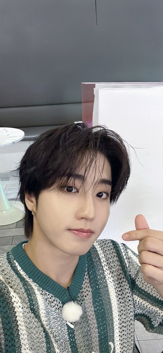 J_Suv_Stay's tweet photo. ✨ Wallpaper / lockscreen Stray Kids 💫

[SKZ-BEHIND📸] 🍅
part 5/8
#wallpaper_StrayKids
#HAN #한 
#SKZCODE #스키즈코드