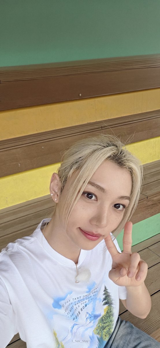 J_Suv_Stay's tweet photo. ✨ Wallpaper / lockscreen Stray Kids 💫

[SKZ-BEHIND📸] 🍅
part 6/8
#wallpaper_StrayKids
#Felix #필릭스 
#SKZCODE #스키즈코드