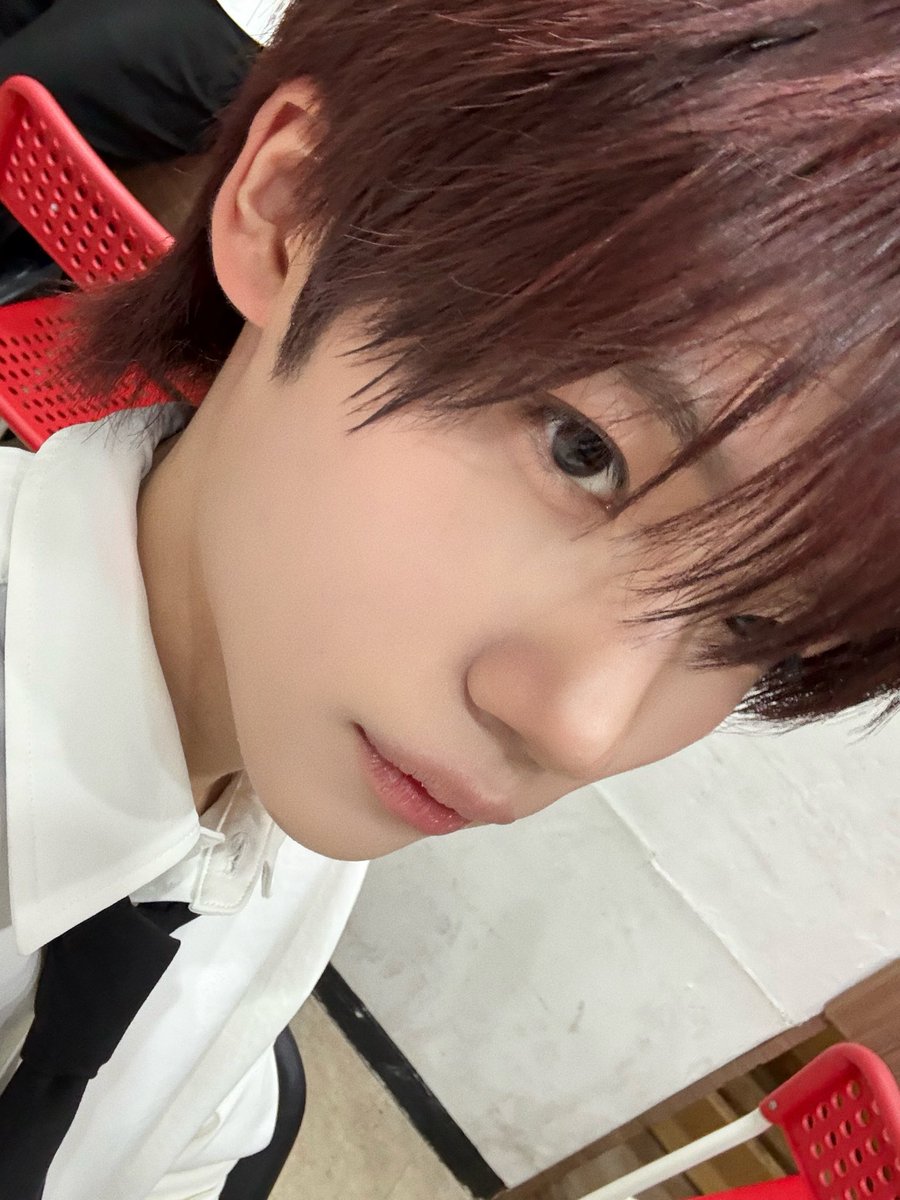 CYE_MEMBERS7 tweet picture
