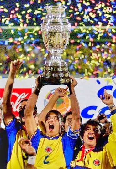 CastrillonAngel's tweet photo. Grande Colombia sólo vivimos de los Recuerdos del 2001 con el Señor Francisco  Maturana y hoy por hoy fracasamos en el intento.. https://t.co/2IFp6Squz0