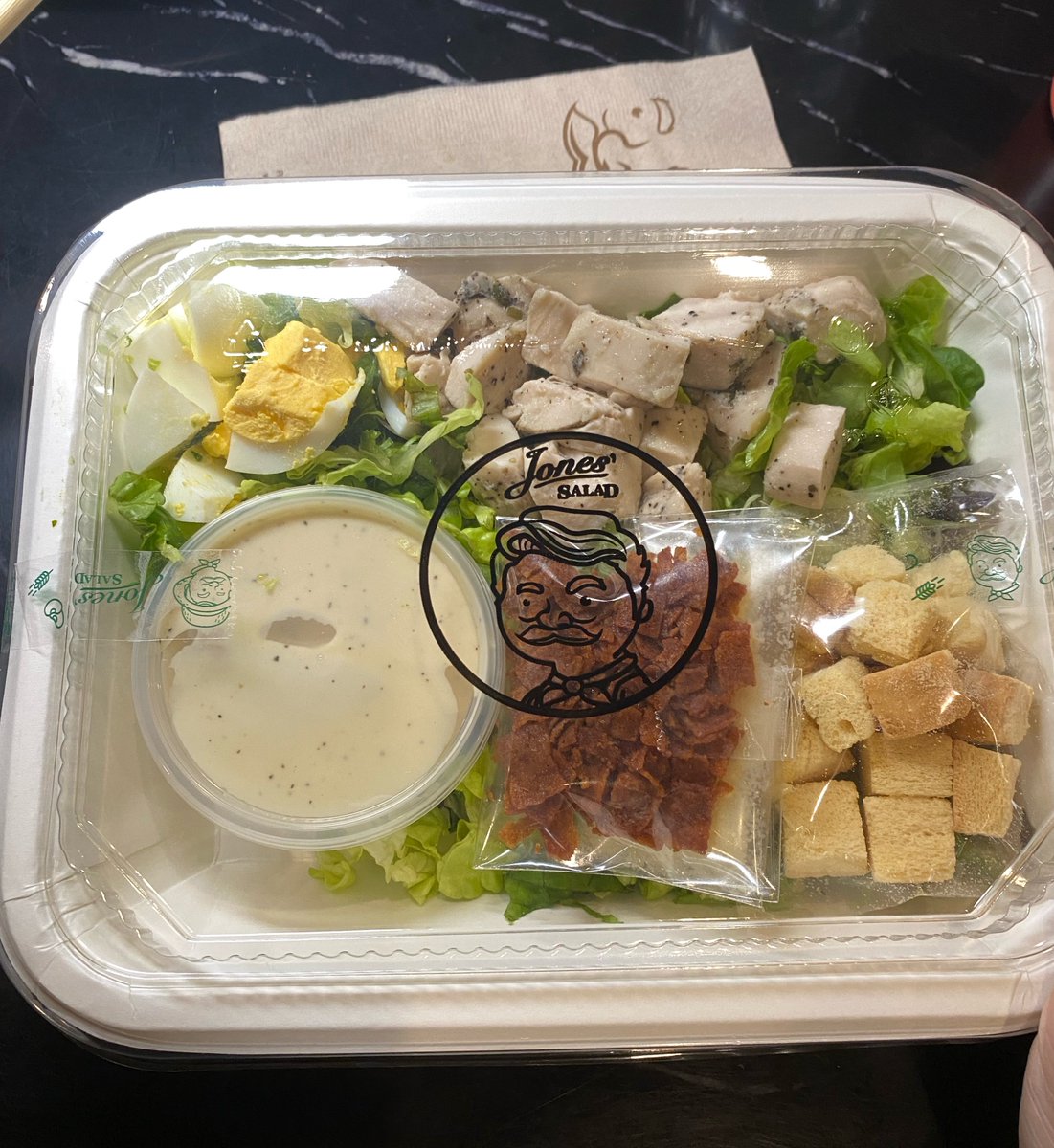 nokkyhuhu's tweet photo. ช้อปสลัดทำให้การกินสลัดง่ายและอร่อยมากอ่ะ ลองสั่งตามเพื่อนป้ายยา อร้อยยยยย😋 https://t.co/50TQZAPbqb