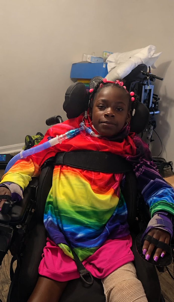 Simonet8ju's tweet photo. 💔 The news we feared has become reality—Miracle will undergo cancer surgery on the 22nd.
We’re holding onto hope, but the financial burden is overwhelming.
Every donation and every share brings Miracle closer to a second chance at life. ❤️🙏
https://t.co/l3KDktTcn7 https://t.co/APVeg8ldwD