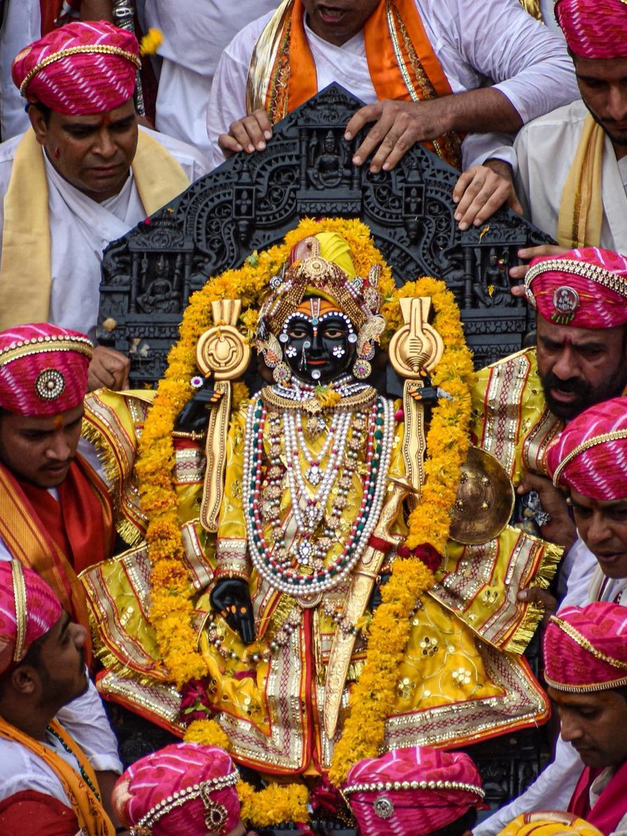 vedant_bangad's tweet photo. ✨ Victory to Lord Jagadīśa ✨ https://t.co/TniUSZydW4