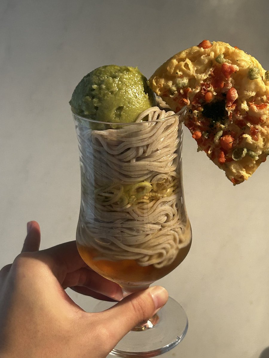 morisugi_warota's tweet photo. 自分、クリームソーダみたいな そば 作れます
喫茶店で働かせてください https://t.co/FJwZoo4zDK