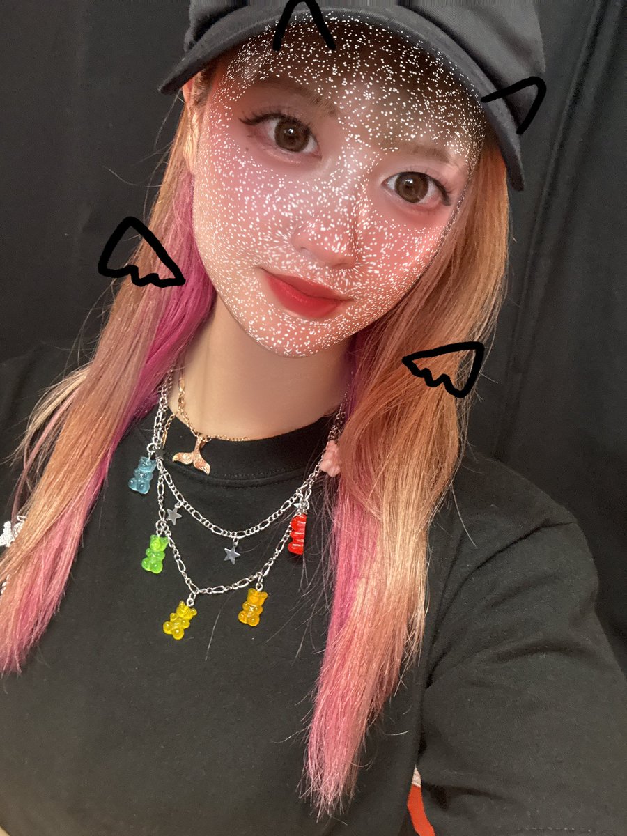 REN666013's tweet photo. 今日もお疲RENちゃんー💖

13日はANZee.いまーす！🙆‍♀️ https://t.co/1DSrBxnji0