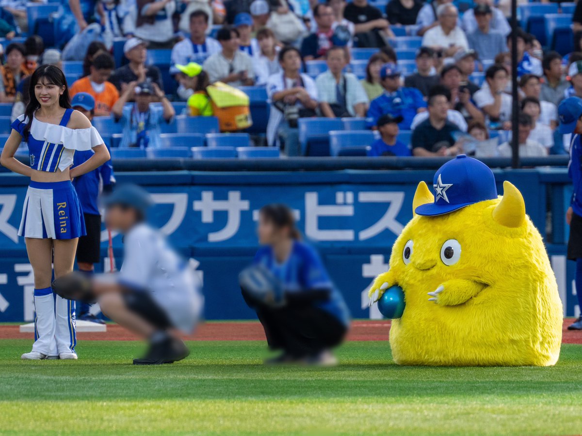 Soccer_Kick's tweet photo. 順番待ち🟡
────────────
2026.07.11 ハマスタ
vs 巨人
#baystars #チャピー https://t.co/KThyostftf
