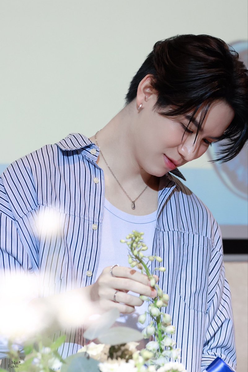 TinGzHU54's tweet photo. ทุกคนครับ https://t.co/eV4hjIVYFY