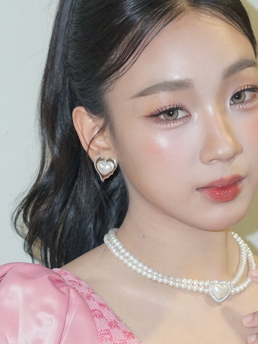 CarpeDiemZH09's tweet photo. คุณหนูคุณใจ หลุดมาจากวังไหนคะ☺️
#Fai4EVE #NAREEx4EVE
#NAREECuteNeverFadesEvent https://t.co/7Y8S1dmaUt