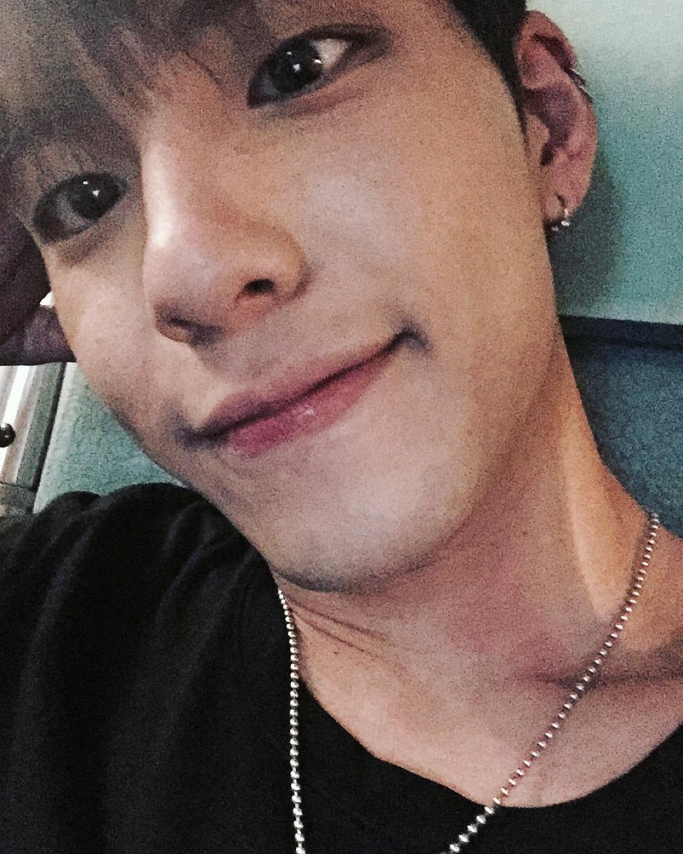 pil_log's tweet photo. 아 오늘 구필 개땡김 https://t.co/FmTHAo3a4L