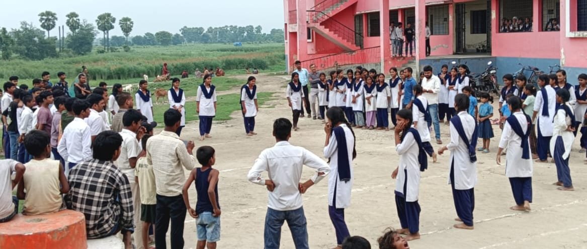 northbiharabvp's tweet photo. अभाविप के 78वें स्थापना दिवस सह राष्ट्रीय विद्यार्थी दिवस के उपलक्ष्य में आयोजित साप्ताहिक कार्यक्रम के निमित आज अभाविप, बेगूसराय दक्षिण जिले के डंडारी नगर इकाई द्वारा खेलो भारत गतिविधि के माध्यम से कबड्डी प्रतियोगिता का आयोजन किया गया।

#78YearsOfABVP | #NationalStudentsDay https://t.co/Xhk5TI1Q1m