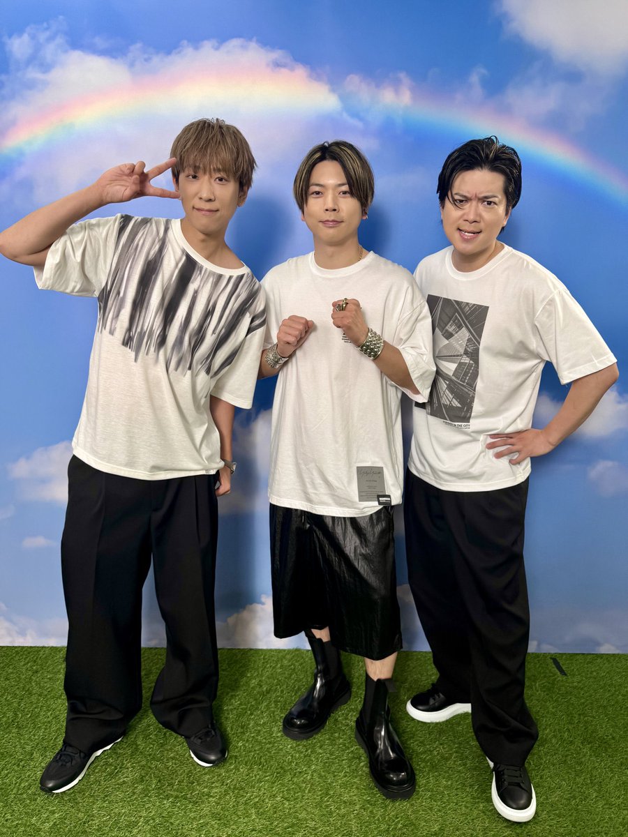 keronred's tweet photo. 加藤さんお誕生日おめでとうー！！！
これからもシゲとNEWSの未来に幸あれ✨ https://t.co/nK7ytglLlm