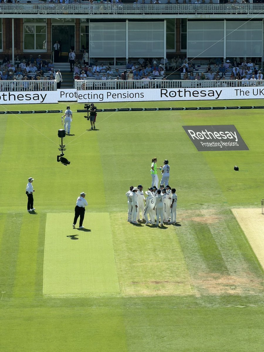 fvosid's tweet photo. History! India’s Kranti Gaud enters Lord's Honours Board with 5-wicket haul in 1st-ever women's Test👏

#ENGvIND https://t.co/aS7FvBSpKi