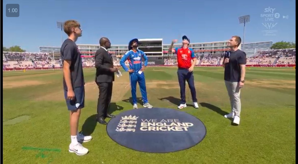 9cricketglobal's tweet photo. India have won the toss and opted to bowl first in Southampton.

Sajnu Samson is in for Vaibhav Sooryavanshi. Suryansh Shedge is in for Washington Sundar.

#INDvsENG #SanjuSamson https://t.co/JJIZezH7Uv