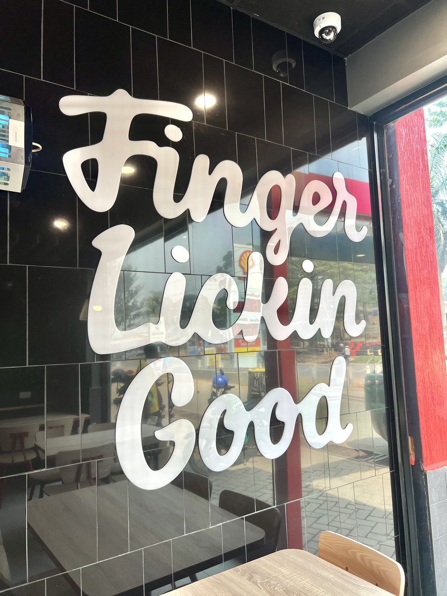 KFCinUganda's tweet photo. KFC Banda is serving both looks and chicken now 😊
 Sleek, fresh, and too clean: the perfect backdrop for your finger lickin’ goodness 🍗🔥
 Dine in, drive thru, or take away… just don’t miss the glow-up.

#KFCBanda #FingerLickinGood https://t.co/SxfCJZbfQg