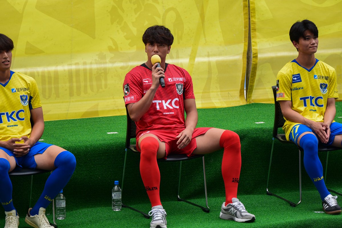 tsc_Salt60's tweet photo. 田代くんはサポーターにもクソデカボイスを求めるタイプでした

#栃木SC #田代琉我 https://t.co/gvsSjEcapt
