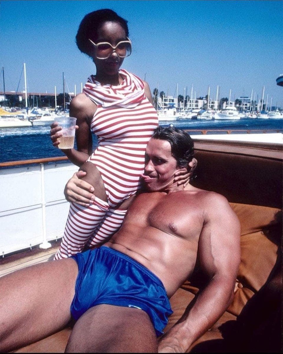 foundallsaint's tweet photo. Arnold Schwarzenegger at a yacht party in Los Angeles, 1979. 💪🏾🖤 https://t.co/3pm97R5GYr