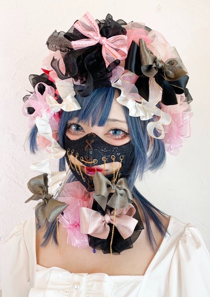 usk227's tweet photo. 前から盛るパターンのヘアメ！
珍しくない？ https://t.co/zXGXTzeSBy