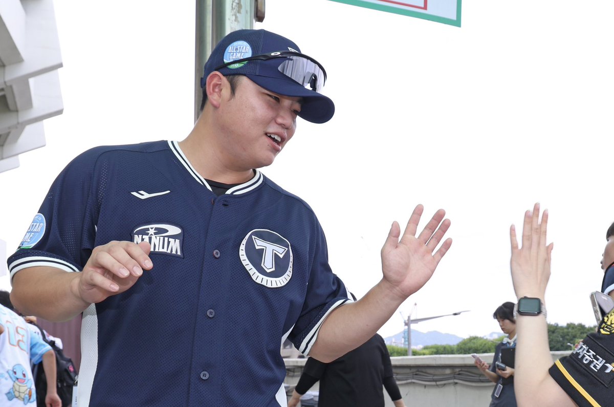 Kiatigers's tweet photo. 한준수는 웰컴존에서 🙌 https://t.co/qEJBR2YxaN