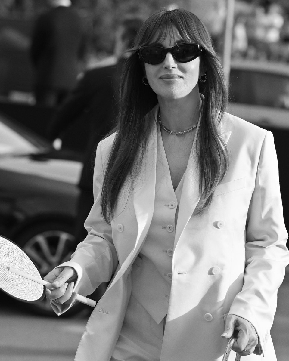 Fendi's tweet photo. Monica Bellucci and FENDI Spokesperson Tang Yan arriving at the Fall/Winter 2026-2027 presentation as captured by Rino Barillari

©️ Rino Barillari https://t.co/jC0Vm8017h