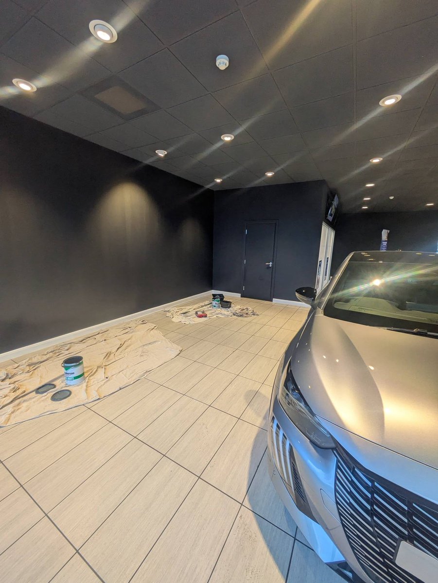 RpaintingCont's tweet photo. Another commercial project completed — decorating work finished for a Mansfield car dealership with a guaranteed, professional finish. Enquiries through the form only. #Mansfield #Decorators #CarDealership #PaintingAndDecorating #CommercialWork https://t.co/alBMXy8jpZ