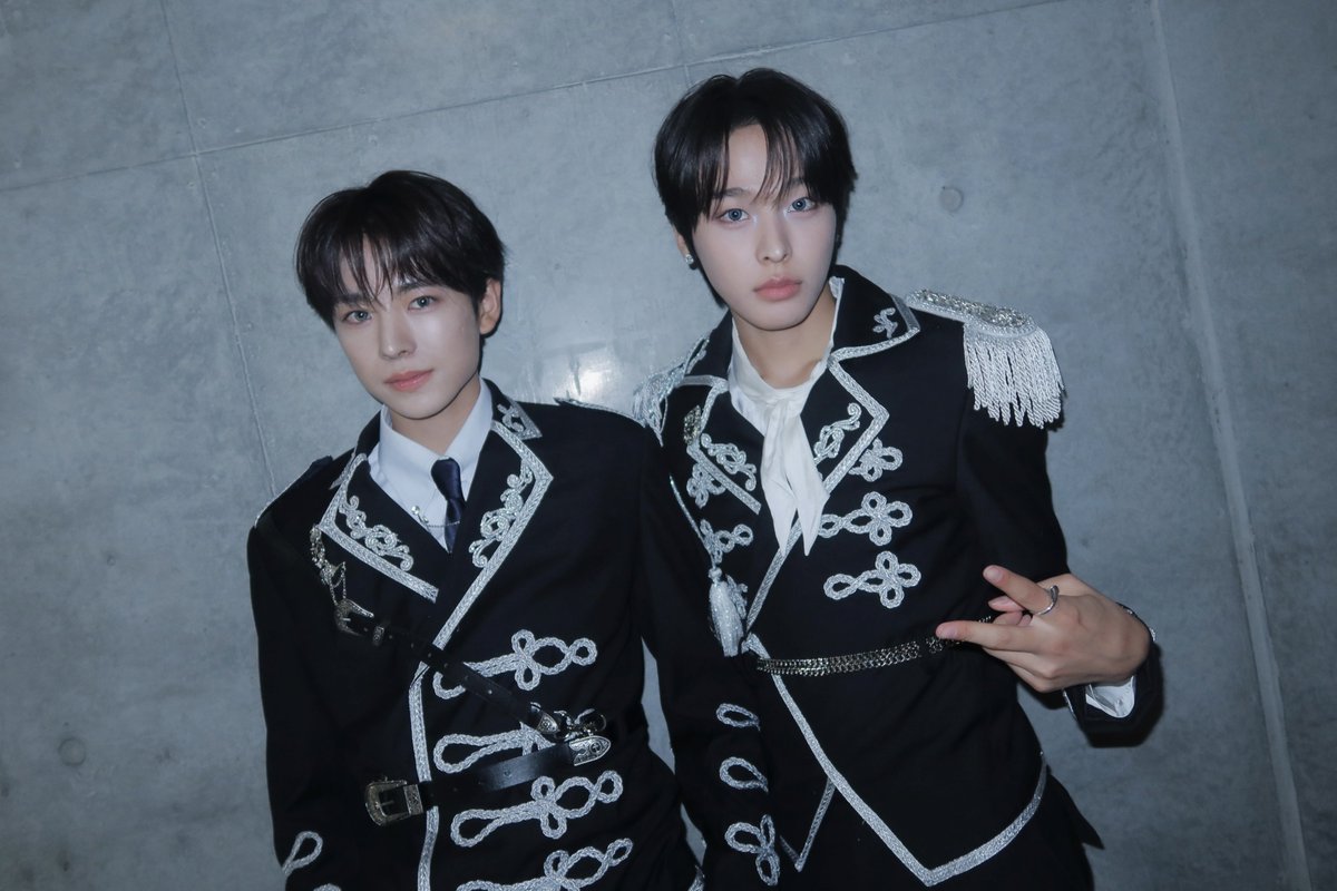 nctwishofficial's tweet photo. 📷

EVERYTHING, ALL AT ONCE, NEO
https://t.co/DaNuhRRJE7

#NCTWISH
#6人の王子様がプロポーズしてくるなんて聞いてないんですけど
#NCT_10TH_ANNIVERSARY https://t.co/E2supSnELv