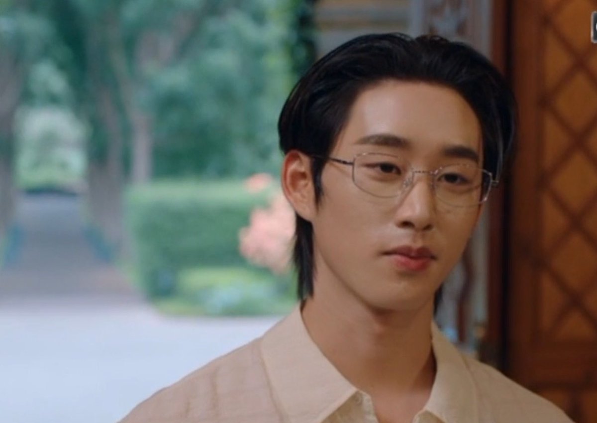 sfkkfs_'s tweet photo. คุณธีร์ : หมาบ้าอย่างไอ้โรม มันปล่อยเหยื่อออกจากปากได้ยังไง 

โรม : ก็งับคาปากอยู่นี่แหละ ใครจะบ้าปล่อย 

น้อวววววว ก็น่ารักขนาดนี้ 

#PeachAndMeSeriesEP1 https://t.co/c8KYWd6Mvw