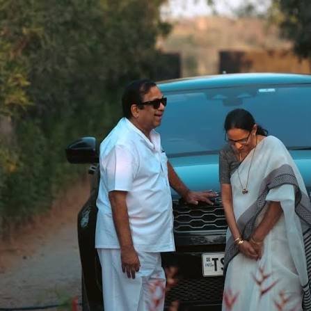 Filmyscoopss's tweet photo. "I never said I loved my wife, but I have always respected her. She is someone's daughter who trusted me and came into my life. That's my philosophy." 

- #Brahmanandam https://t.co/Tz8AfAXS9c