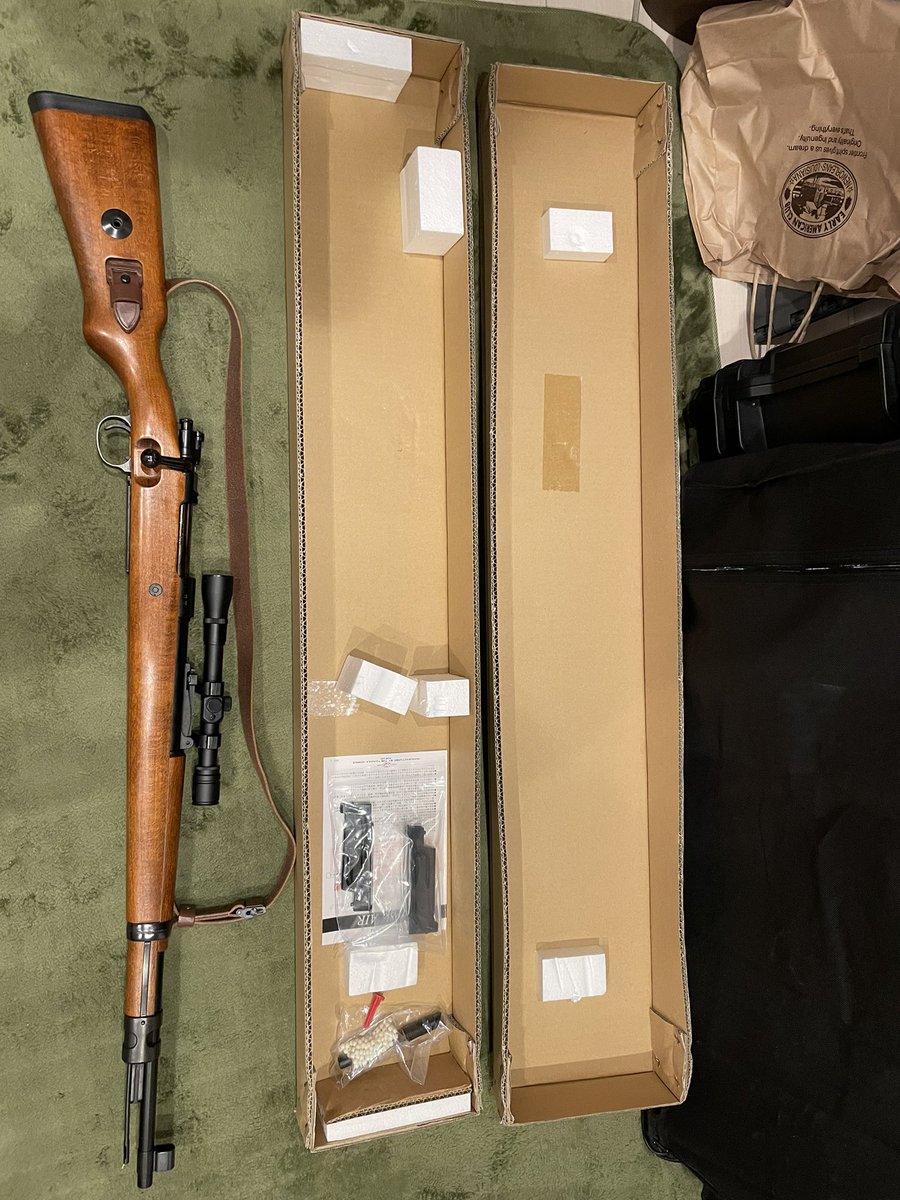 heihati0420's tweet photo. 小江戸ホビーさんにて購入！
今年最後の軍拡（多分）
スコープの分マルシンのより重い…！ https://t.co/G2ZJyUgtog