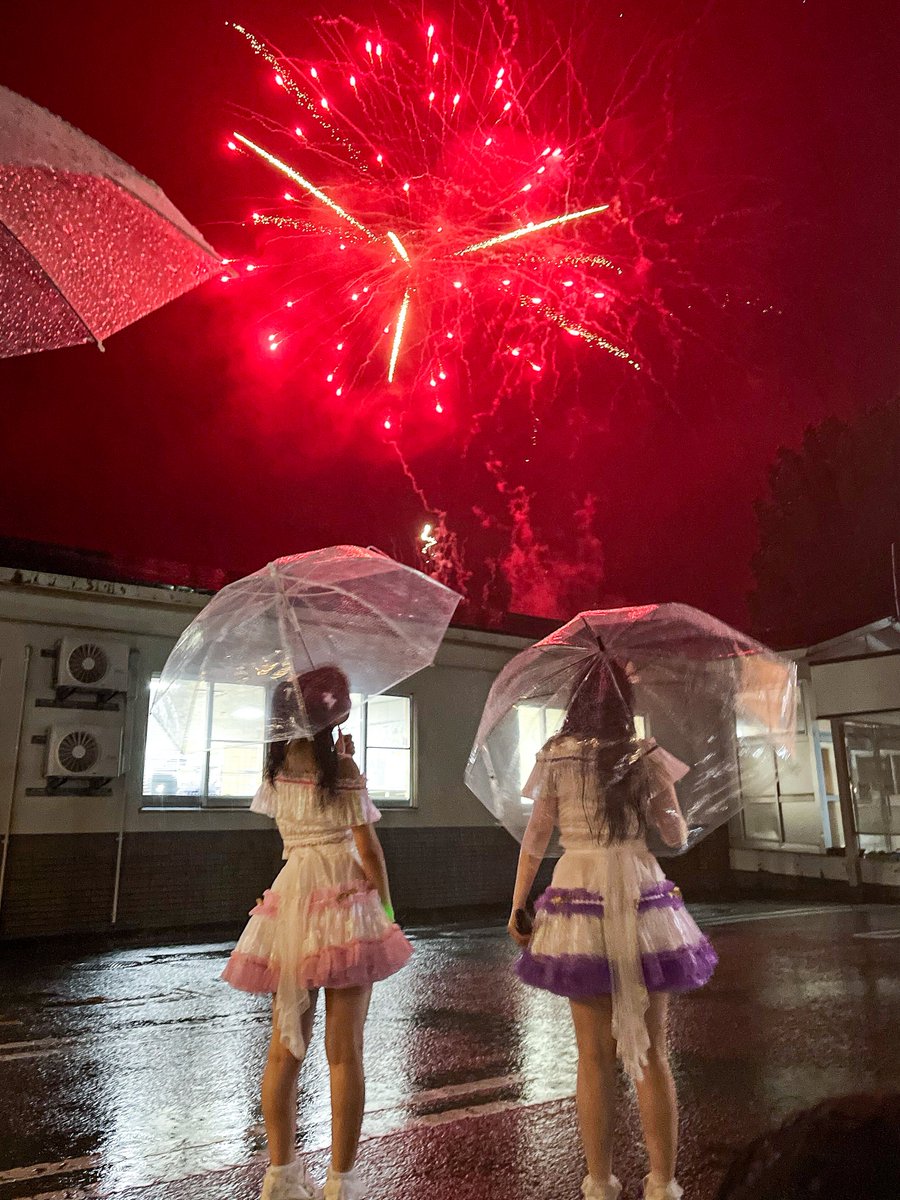 moamayama's tweet photo. このはちゃんの制御不能なところや衝動的な行動がとても魅力的で1番可愛かったりする瞬間で、あー自分が好きな理由ってこうゆうところなのかなと思った1日でした
9期が司会進行してパフォーマンスで他のメンバーものびのびライブしててこれまでの事を考えたら勝手にエモエモになりました←
#GMU青森 https://t.co/hJ0xGdqipt