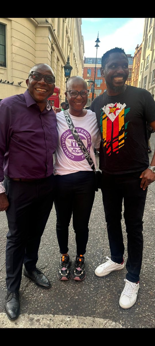 BMakeyi26834's tweet photo. Yesterday's demo showed the diaspora united and undeterred CDF UK, ROHR ,ZHRO allies stood together outside Zimbabwe House to say NO to the mutilation of our Constitution. This fight is far from over CAB3 is unconstitutional and illegitimate, we will not be silent. @edmnangagwa said Nyika inovakwa nevene vayo this is us building it in our own way #2030musipo.
@bbmhlanga @ZHRO_Zimbabwe @advocatemahere @ProfMadhuku @BitiTendai @freemanchari @ROHRZimbabweorg @Zinasuzim @CDForumUK @cdfzim