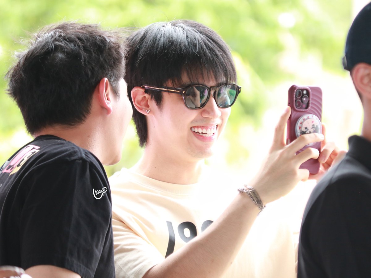 keep_pp's tweet photo. น้องรักทั้งสองของพิจัสสส สนุกเขาหล่ะ 🤣

#มอบความสุขแก่ชุมชน69
#มอบความสุขแก่ชุมชน 
#uppoompat #poompps
#UpPoom https://t.co/n3qxmtX9T3