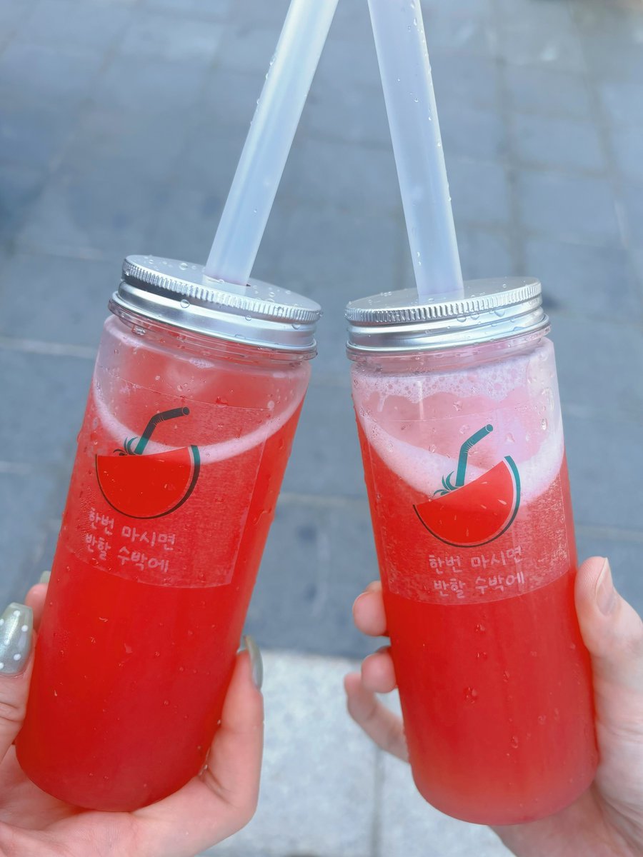billlie_ig's tweet photo. [260711] harami_beam instagram post

Summer date ❤️🍉

🎵 seroma room - Slow Start, Good Day

#HARAM #하람 #Billlie #빌리 https://t.co/f0OY4XScvJ
