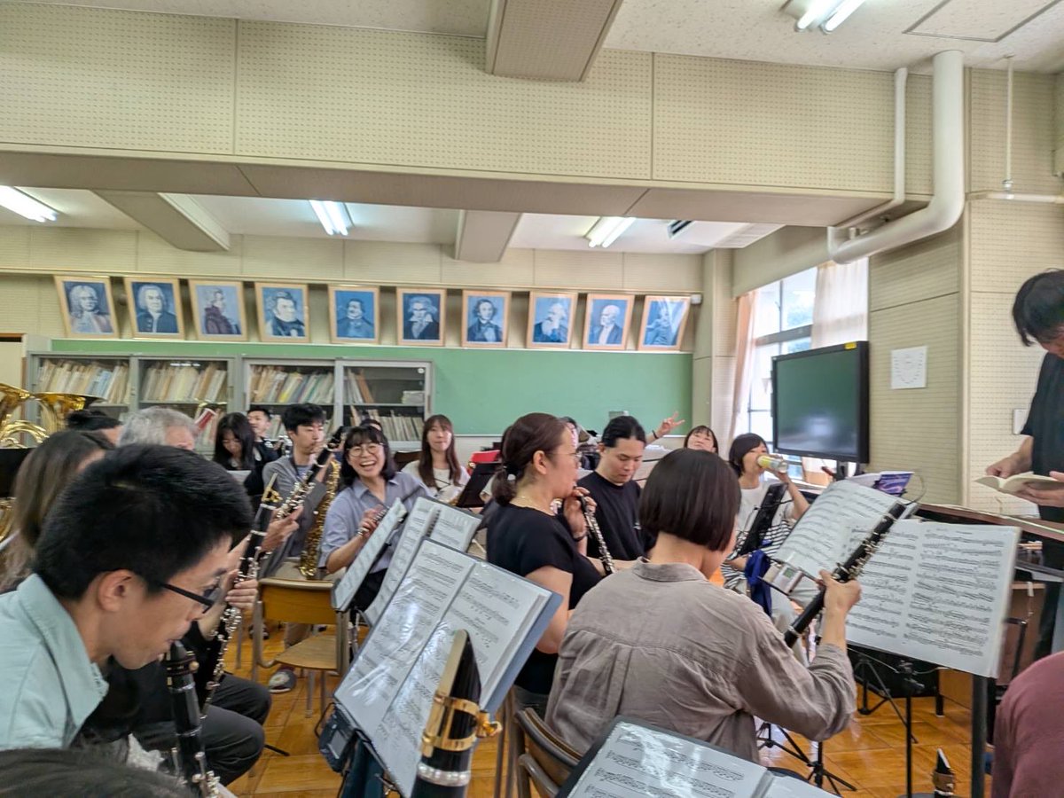 msbo_official's tweet photo. いよいよ明日は定演です！！！
半年以上練習してきた大好きな曲たちをいよいよ皆様にお披露目できるのがとても楽しみです♪
暑いのでどうかお気をつけてお越しください☀️
団員一同、お待ちしております🎶

#三鷹市　#吹奏楽　#MSBO https://t.co/NGaLZYTBVg