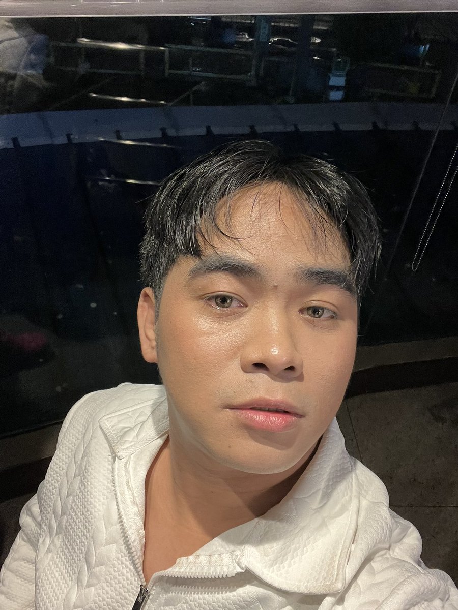 imjetskievee's tweet photo. #PeachAndMeSeriesEP1 Watch party at the moment! sobrang funny shutaaaaa 😂

#PondPhuwin https://t.co/g1MtID900u