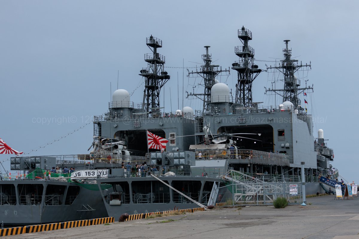 1207Blue2's tweet photo. 八戸港で護衛艦「あまぎり」「ゆうぎり」の無料一般公開に行ってきました。2隻を渡り歩ける珍しい構成でした。https://t.co/8PhV0PzRDI

#八戸港 #護衛艦 #青森県 https://t.co/PgEXbluU1g