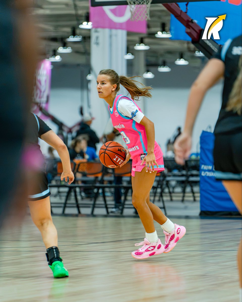 Revocruit's tweet photo. From opening tip to the final buzzer, the Lady P32 has delivered nonstop competition. 

Check out some of the moments that defined another action-packed day in Cincinnati. https://t.co/rnPFkHteQX