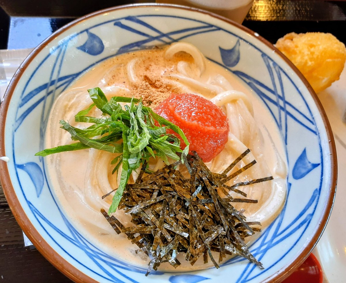 reesan_dayo's tweet photo. 丸亀の冷やし明太クリームうどんめちゃくちゃ美味い！！！！
この夏はこいつに課金する！！ https://t.co/M1wF8xRcLz