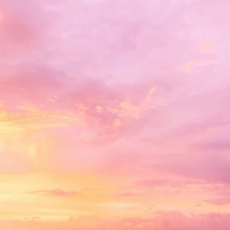 silenttearthh's tweet photo. i love when the sky looks like strawberry lemonade https://t.co/8fMvjWoFCr