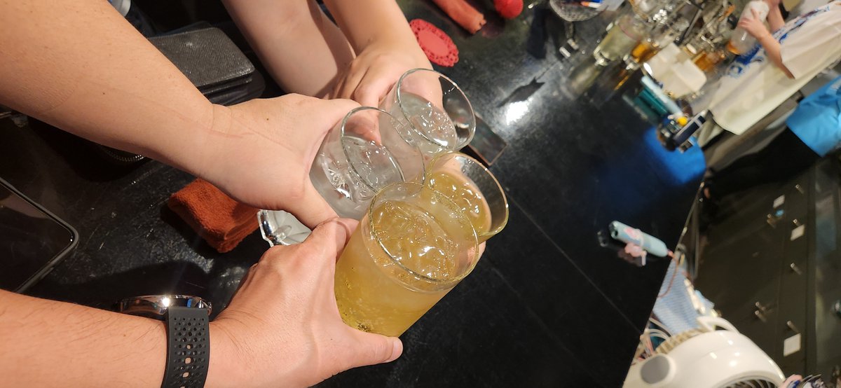 misuto_n's tweet photo. ふっふっふ！昨日は万全で飲みに出て行ったはずなのに財布の中身ミスってたꉂ😂笑えないけどꉂ😂
💰借りたꉂ😂
楽しかったꉂ😂 https://t.co/Cuv3s33tZF
