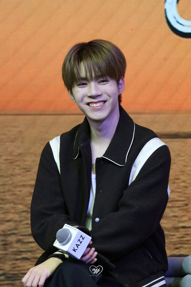 NETJJofficialTH's tweet photo. ก็นี่มันน่าร้อน  หรือว่าน่ารัก? 🐰🥕

KAZZ x NetJJ Ocean Adventure
#คนดีอาสาทำดีxภพเธอ

𑣲⋆ #jj_rcp ⋆ᢉ𐭩 @jj_rcp https://t.co/frc74wZnyU