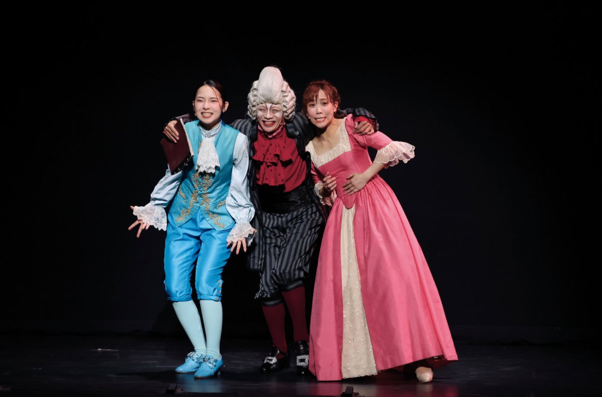 ongakuza's tweet photo. 「マドモアゼル・モーツァルト」大阪公演を無事に終えることができました。
ご来場いただいた皆さま、誠にありがとうございました。

来週は広島、名古屋へまいります！
皆様にお会いできますことを、心より楽しみにしております。

#音楽座ミュージカル
#マドモアゼル・モーツァルト https://t.co/xg2jfuI1fY