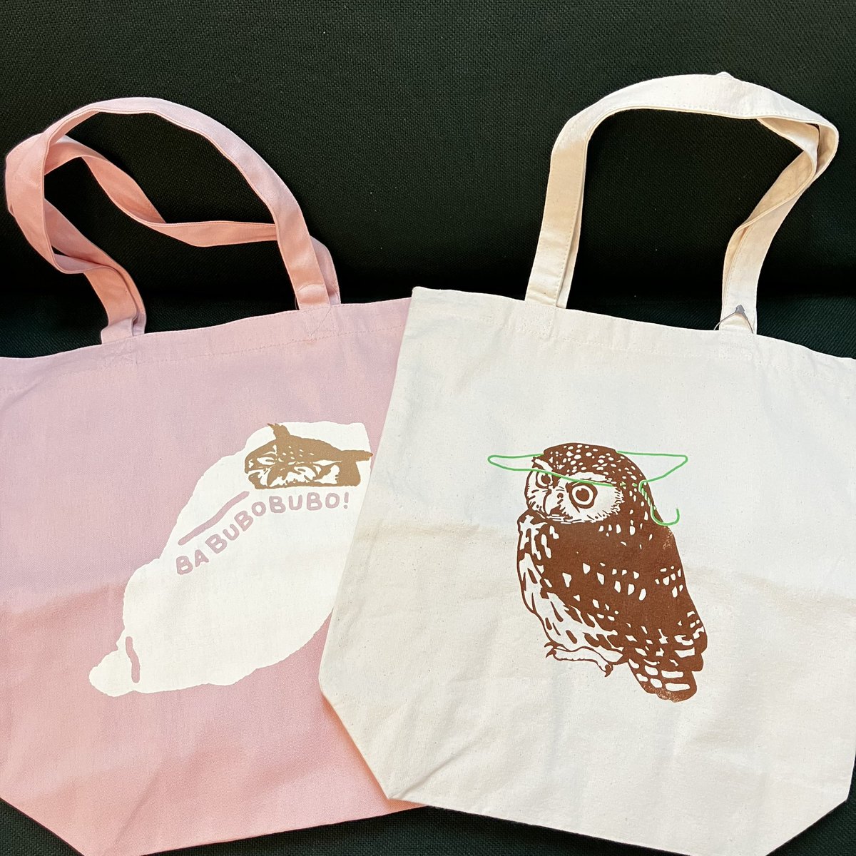 hohozakka's tweet photo. 普段使いに使いやすい十堂さんトートバッグやサコッシュもほぼ残り1点ずつです！

メンフク音頭だけラスト２点です！！！

こちらもho-ho-通販からお買い上げいただけます♪
⇩ https://t.co/Ay42v0j1gj