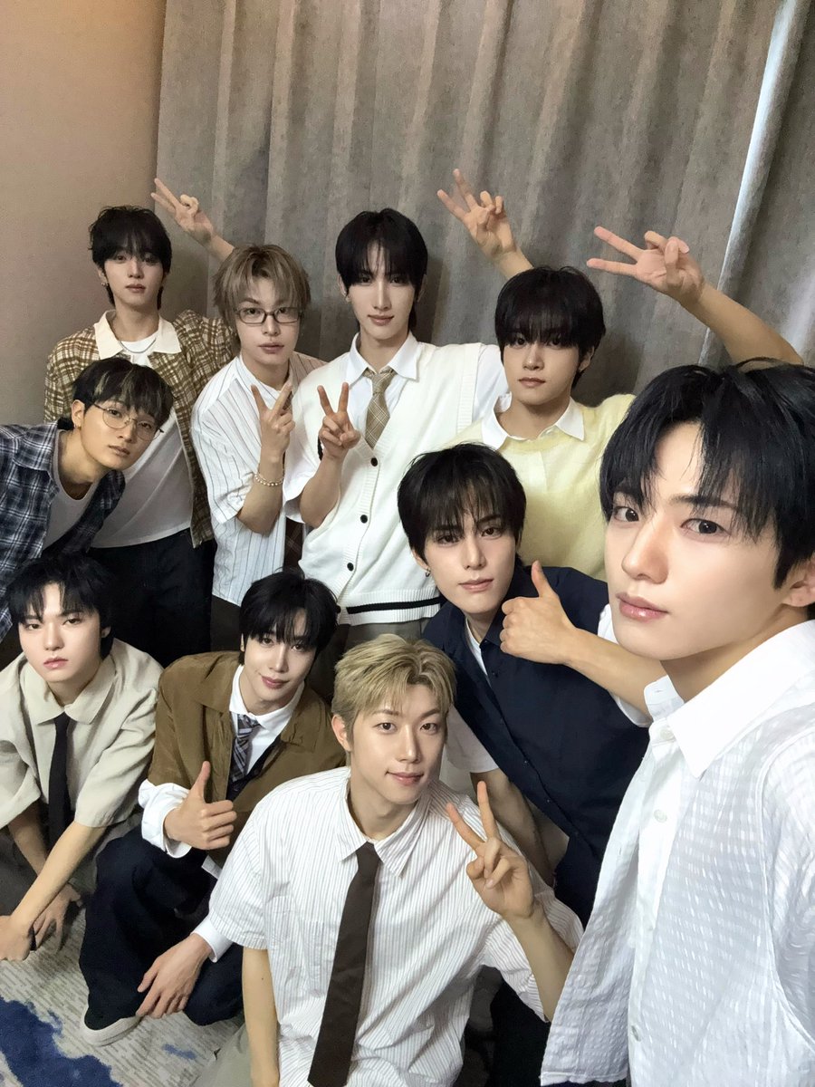 xikers_official's tweet photo. [👀] 260711

#Hi_kers👋 #xikers #싸이커스 https://t.co/02kTqCyqCX