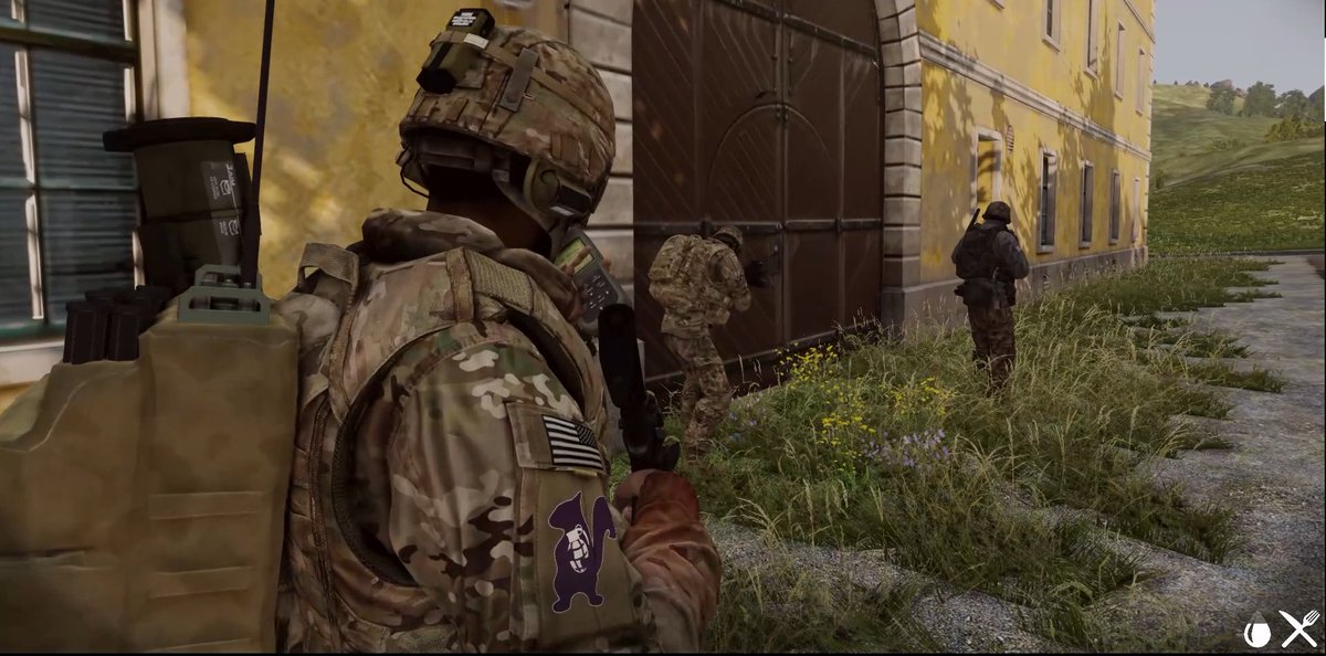 JPN_NEXT_SERVER's tweet photo. 昨日は米陸軍として敵砲兵への襲撃作戦を行いました!
浸透も不可能で、敵砲兵にたどり着くまでに敵戦車4両に攻撃される熾烈な戦闘となりました!
NEXTサーバーでは参加者を随時募集中! ご連絡をお待ちしております!
#NEXTserver #Arma3 https://t.co/AbfQkqTBJq