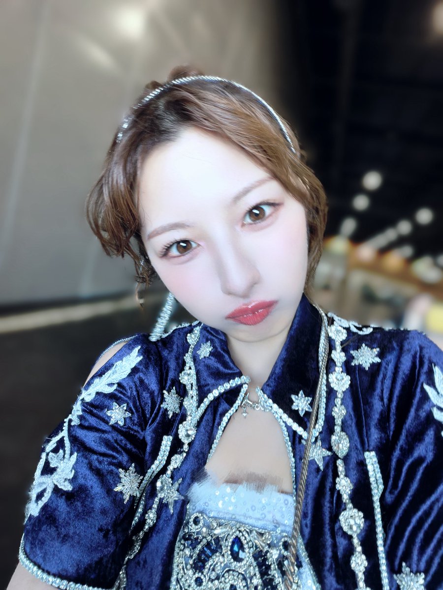 kawaguchi_natsu's tweet photo. 「Japan Expo Paris 2026」
1日目ありがとうございました🥐❤︎

フランスらしい髪型にしたよ〜！

会いに来てくださった全てのみなさんに感謝の気持ちでいっぱいです🫶
Merci beaucoup!

2日目もよろしくお願いします♪
#JapanExpo2026 https://t.co/H8274HBwaF