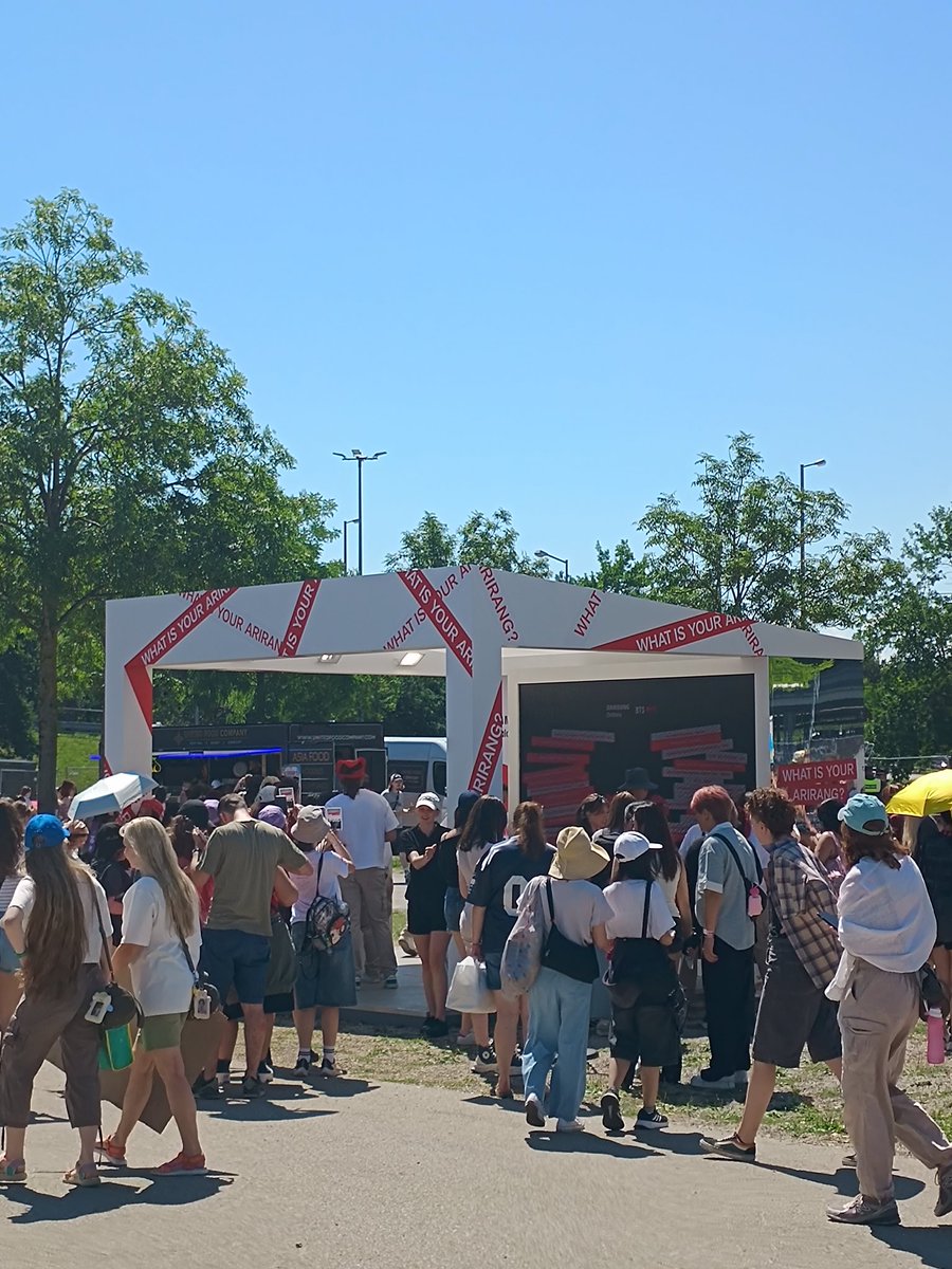 maldeghi13's tweet photo. #withGalaxy #GalaxyAI #GalaxyS26Ultra #BTS_WORLDTOUR_ARIRANG_SPONSOR https://t.co/1QVz1tClSz